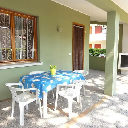 Charming Terraced Villa *