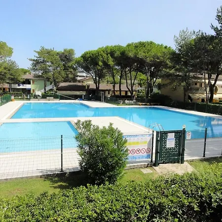 Charming Terraced Bibione